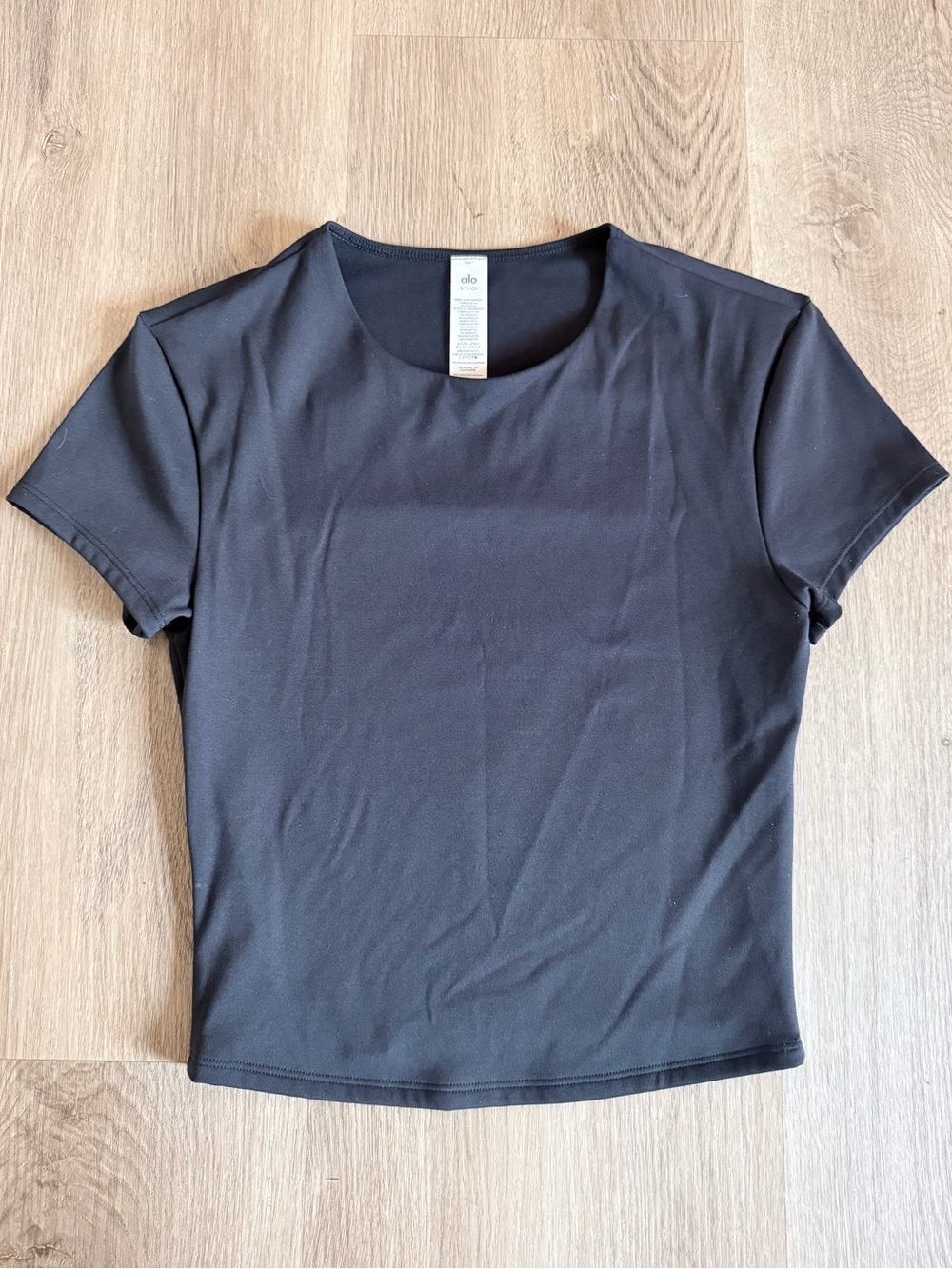 alo yoga - softsculpt precision short sleeve - black